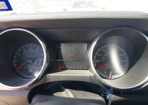 2019 Ford Mustang Ecoboost z USA, uszkodzony, nr VIN 1FA6P8TH7K5106088